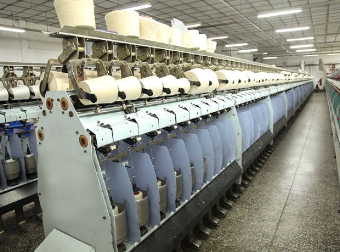 Surat textile unit shut due to low demand